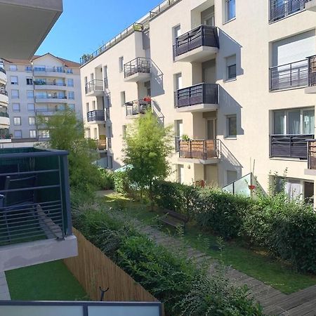 Апартаменты Beau Studio Tout Confort Au Calme Avec Parking . Вийёрбан Экстерьер фото